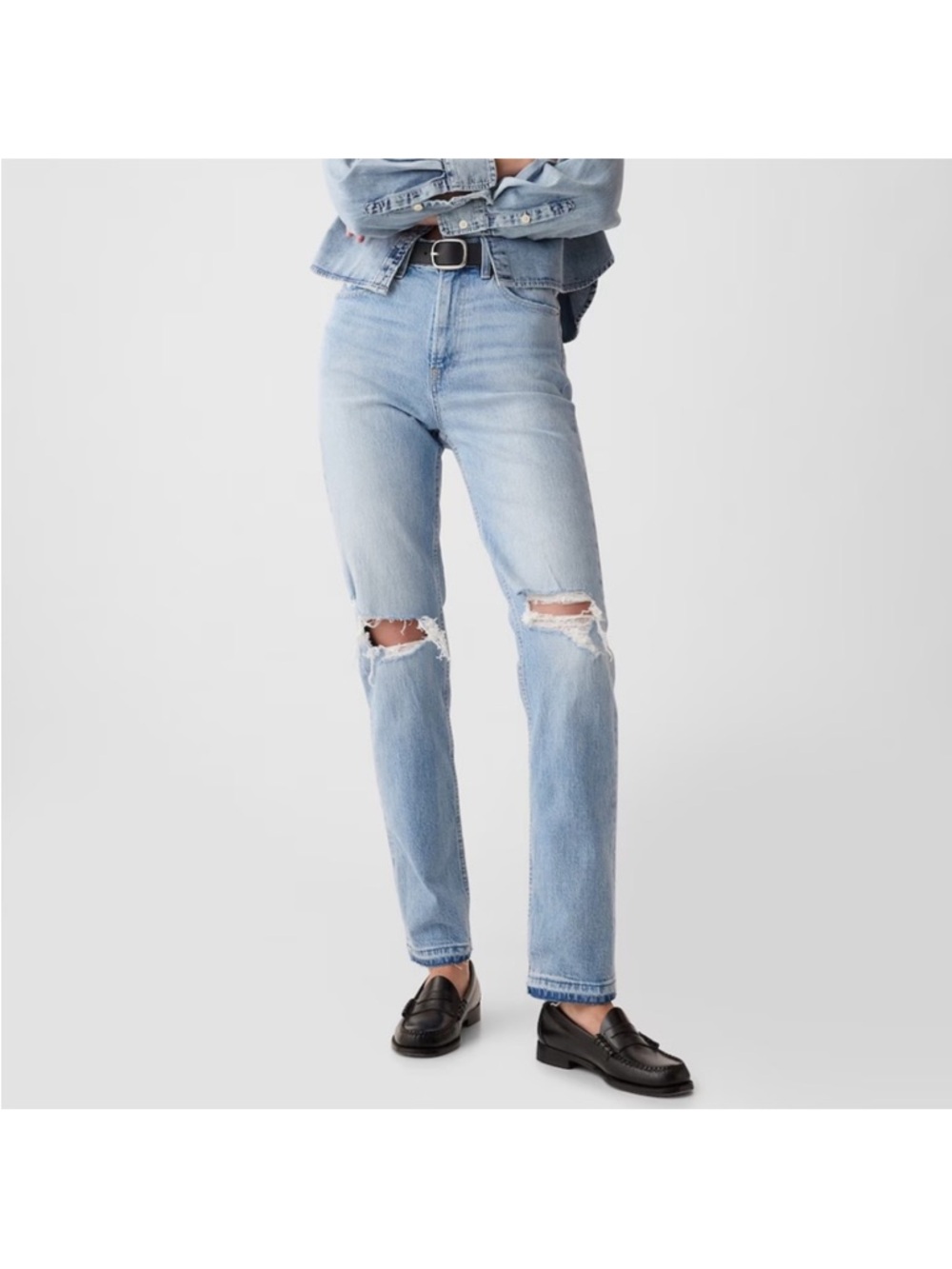 Gap Cheeky Straight High Rise Jeans with Washwell in Light
Indigo Destroy